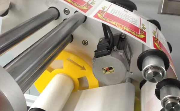 全自動平面貼標機,平面貼標機,平面貼標機廠家